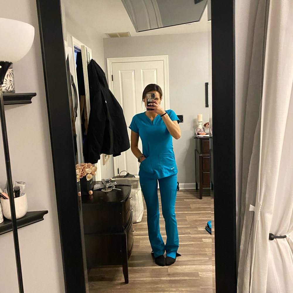 XX small TALL greys anatomy scrub pants. Style: Callie